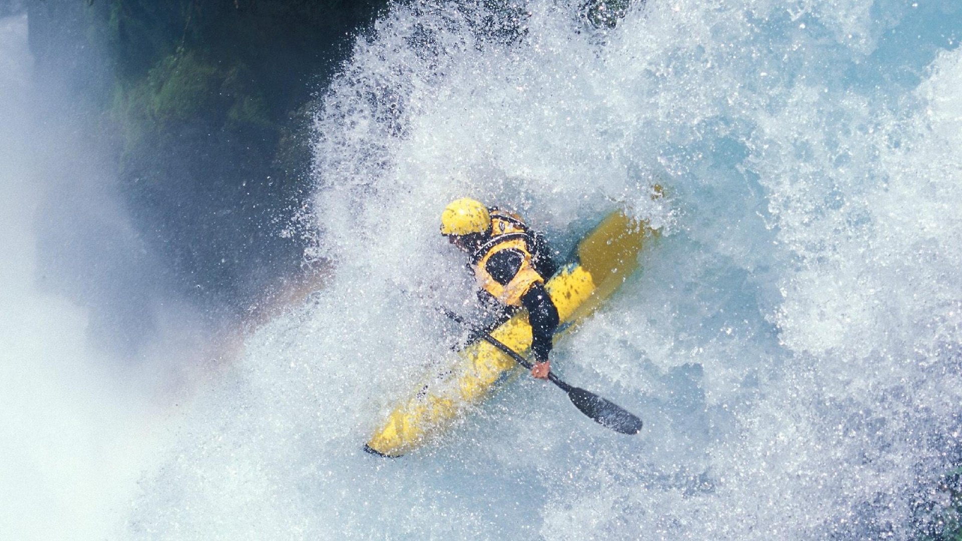 仰泳冲刺希腊队节奏稳定，仰泳国际比赛